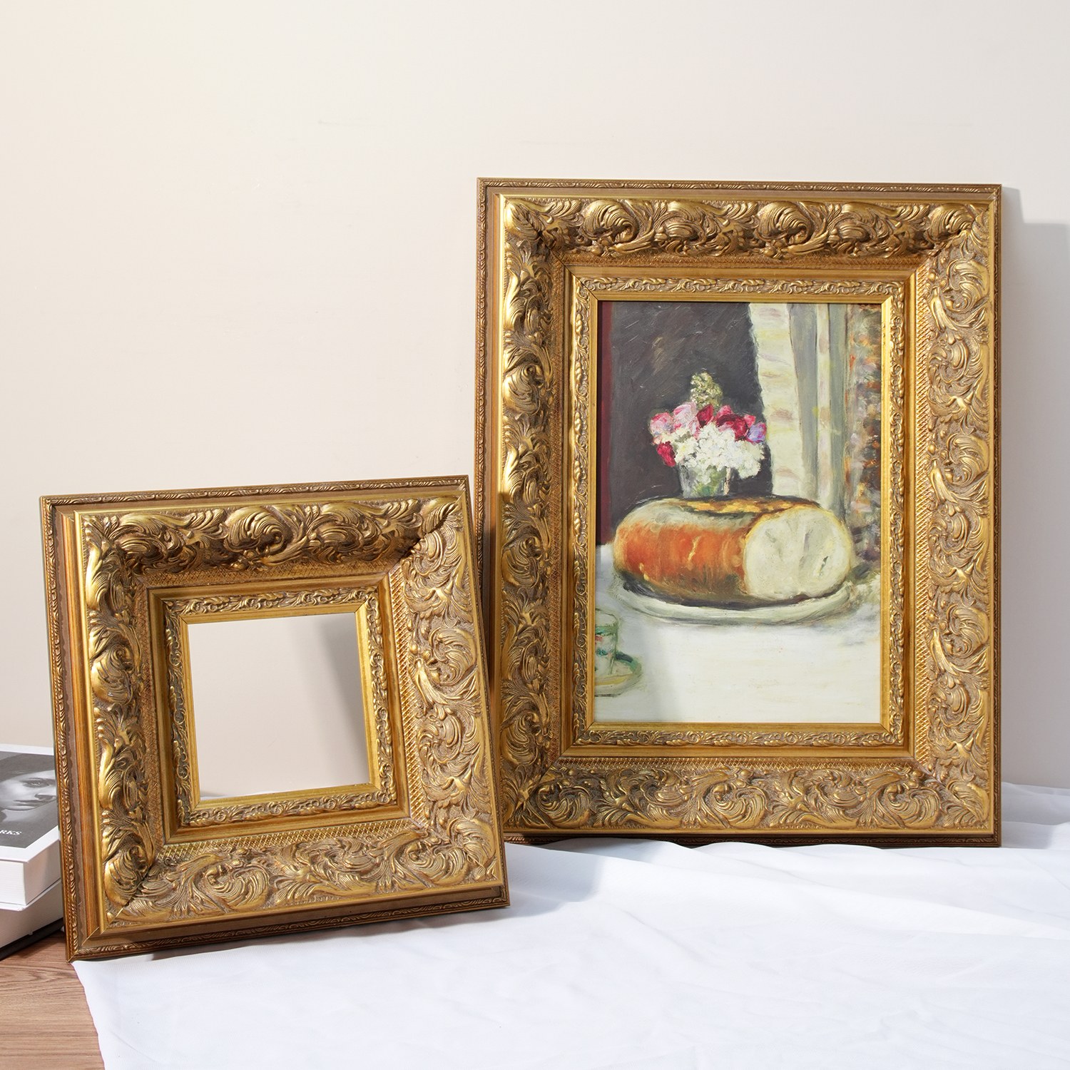 重工雕花超大金色画框 (型号92550809-G）